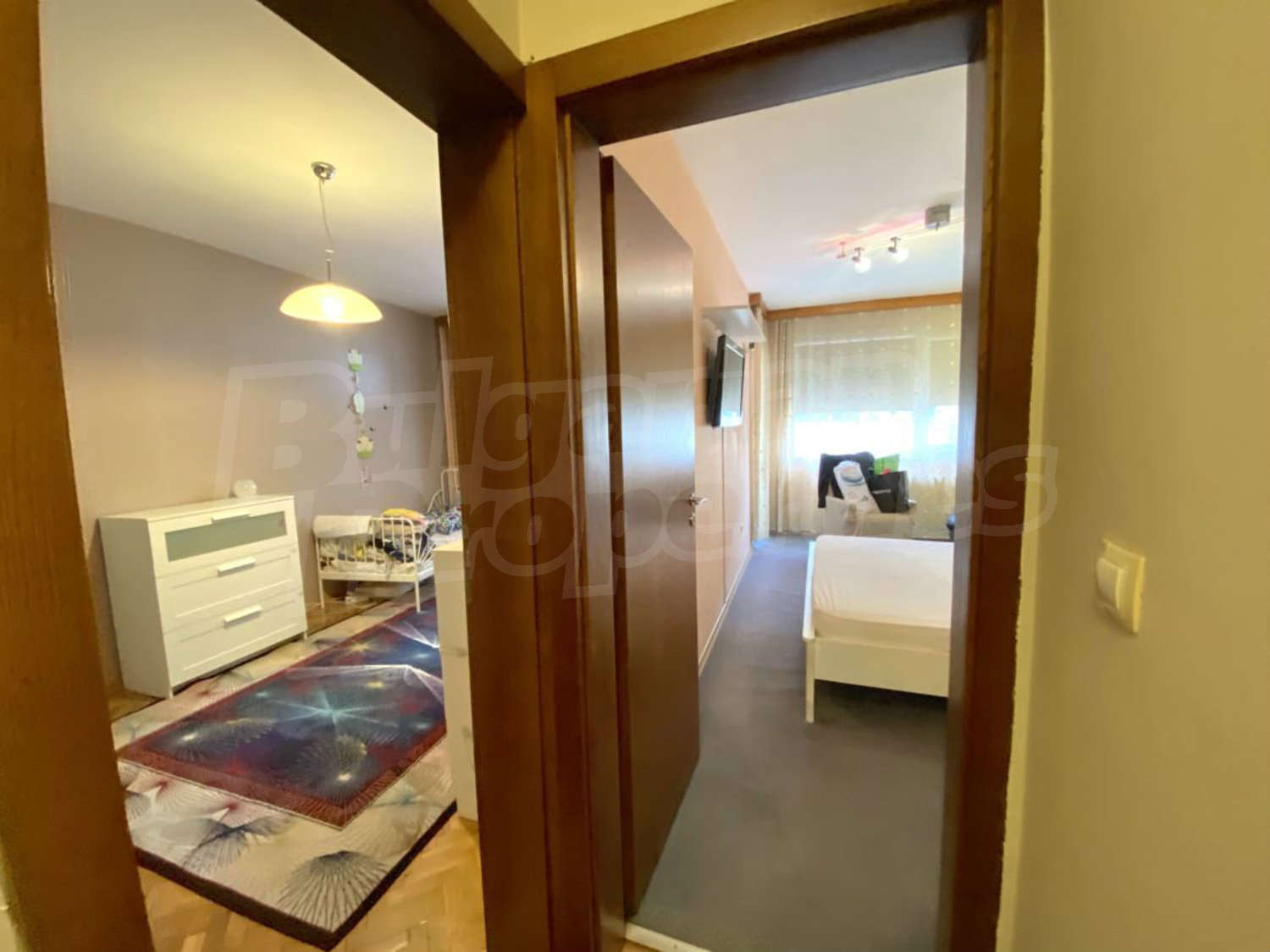Gallery Picture 10
