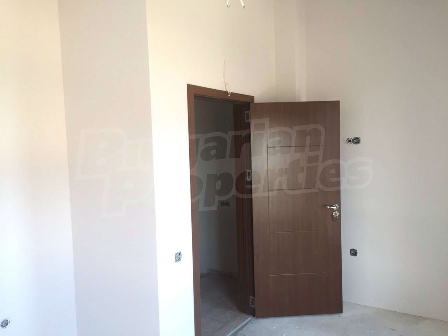 Gallery Picture 33