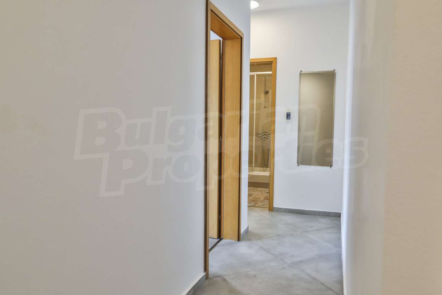 Gallery Picture 24