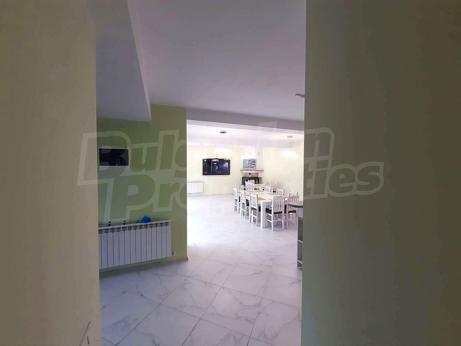 Gallery Picture 18