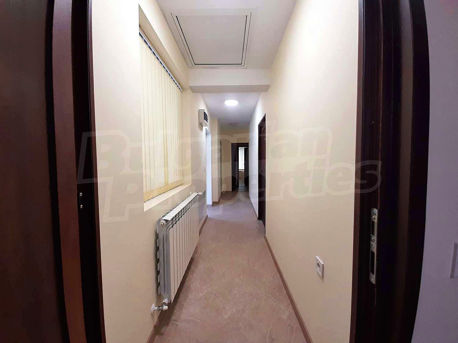 Gallery Picture 22