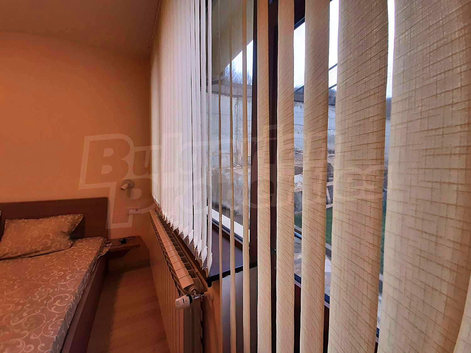 Gallery Picture 29