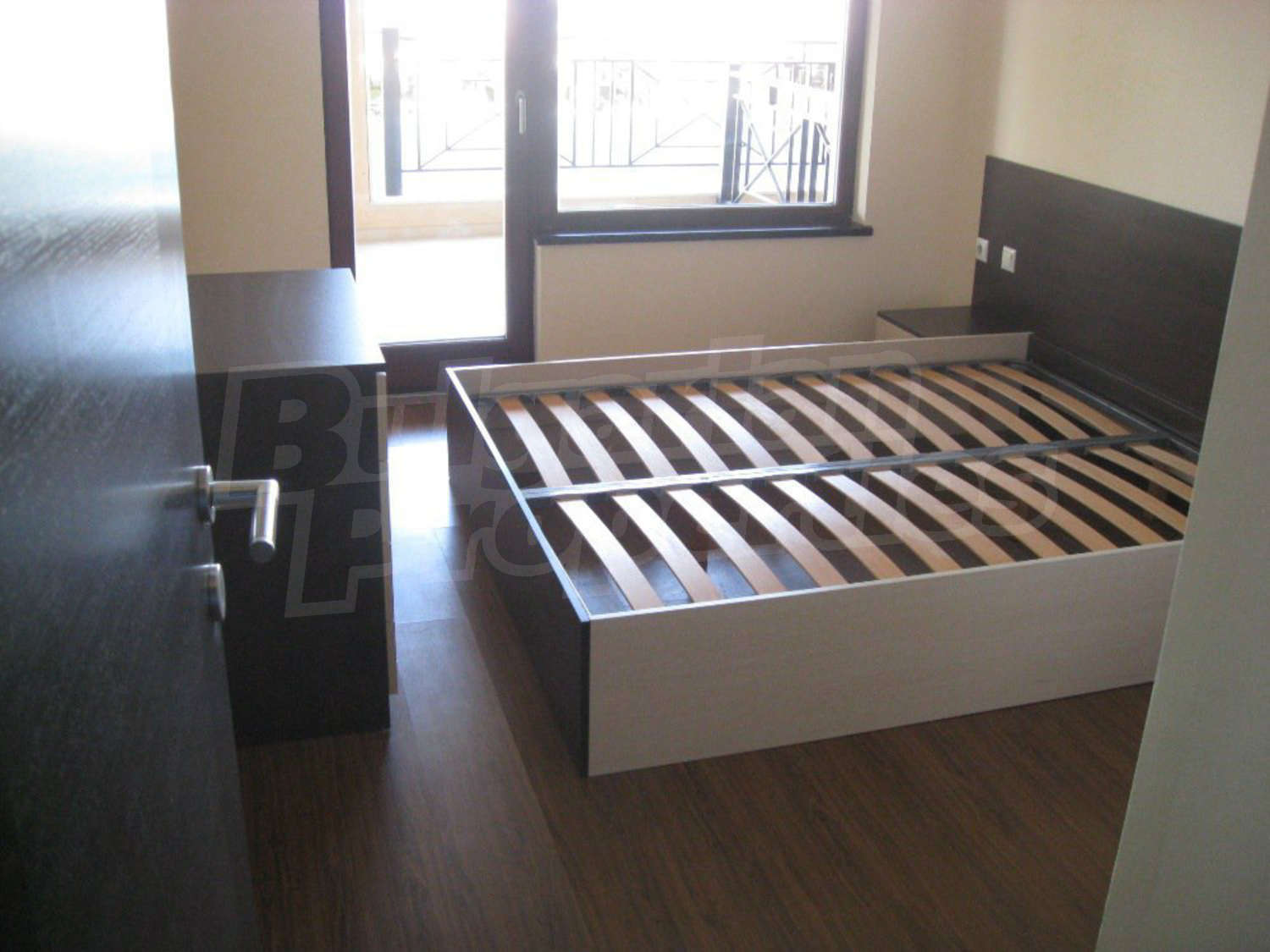 Gallery Picture 8