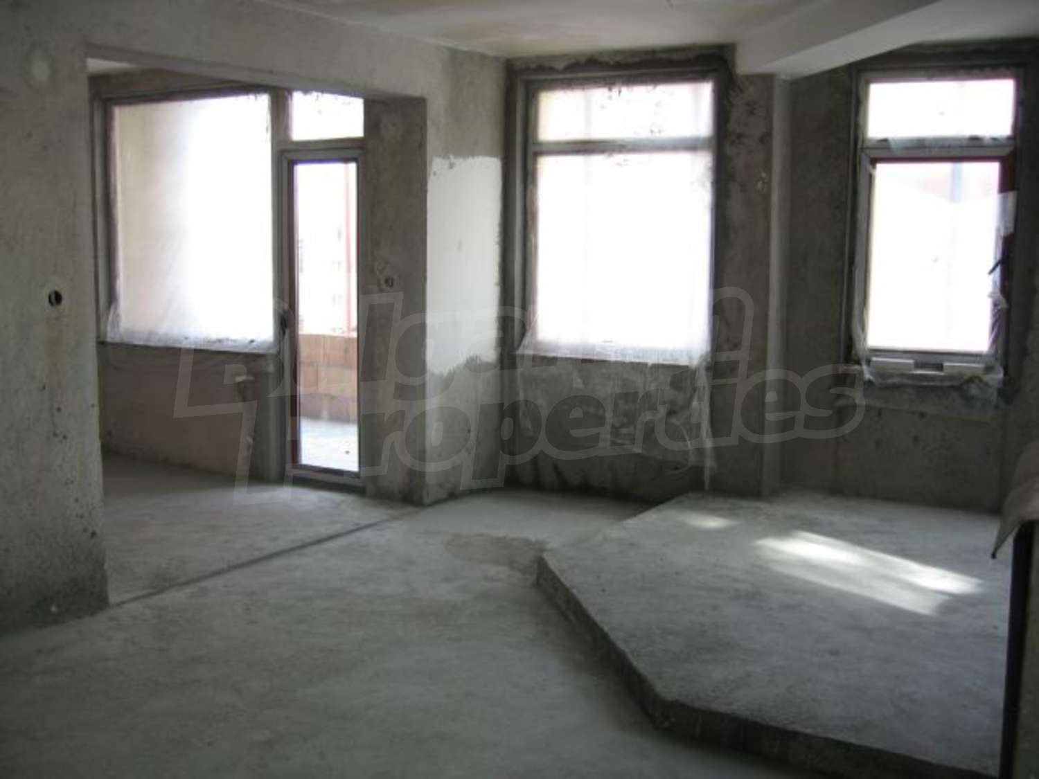 Gallery Picture 7