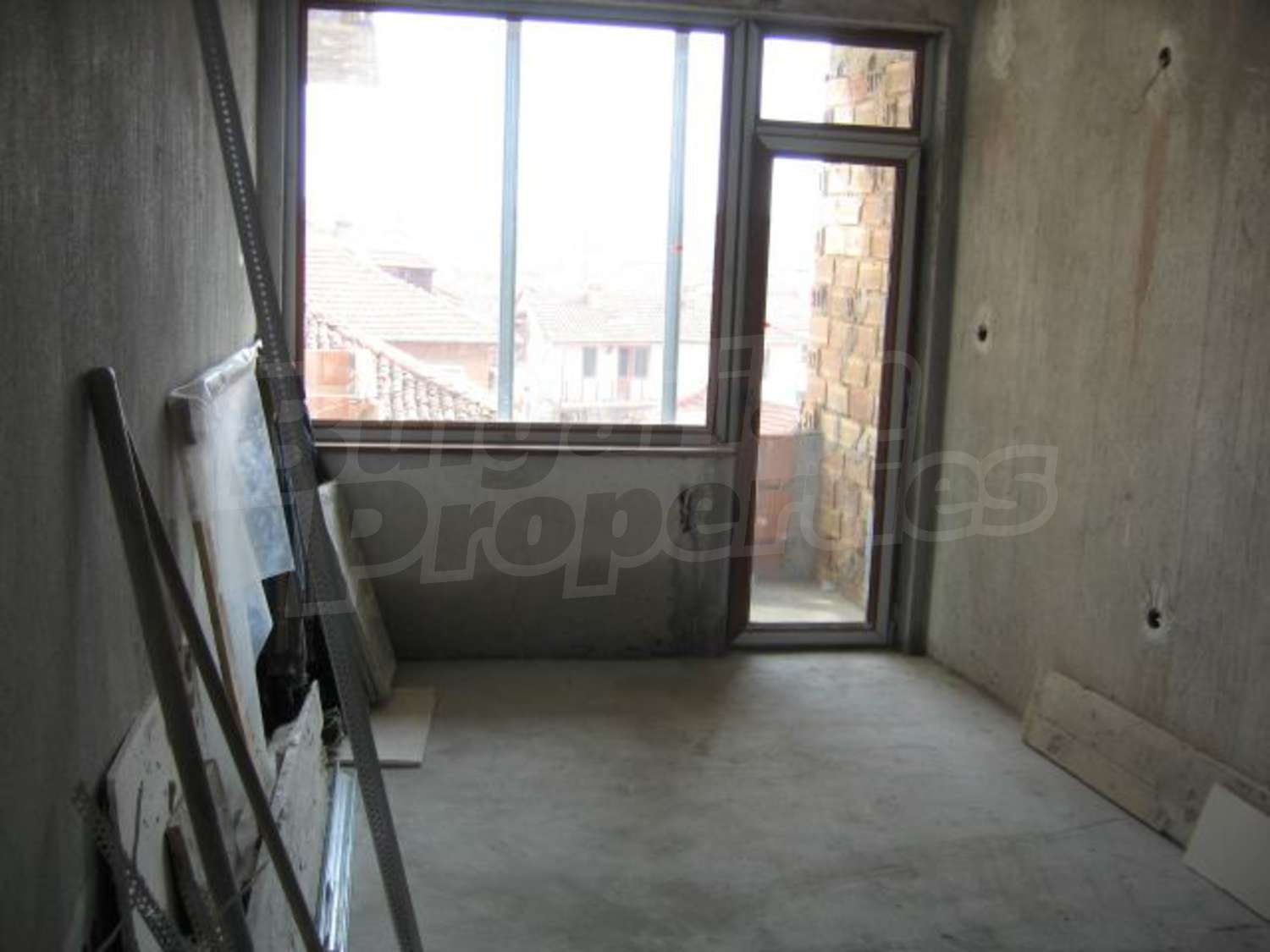 Gallery Picture 9