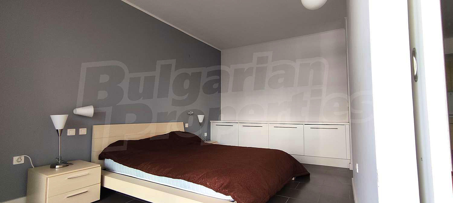 Gallery Picture 11