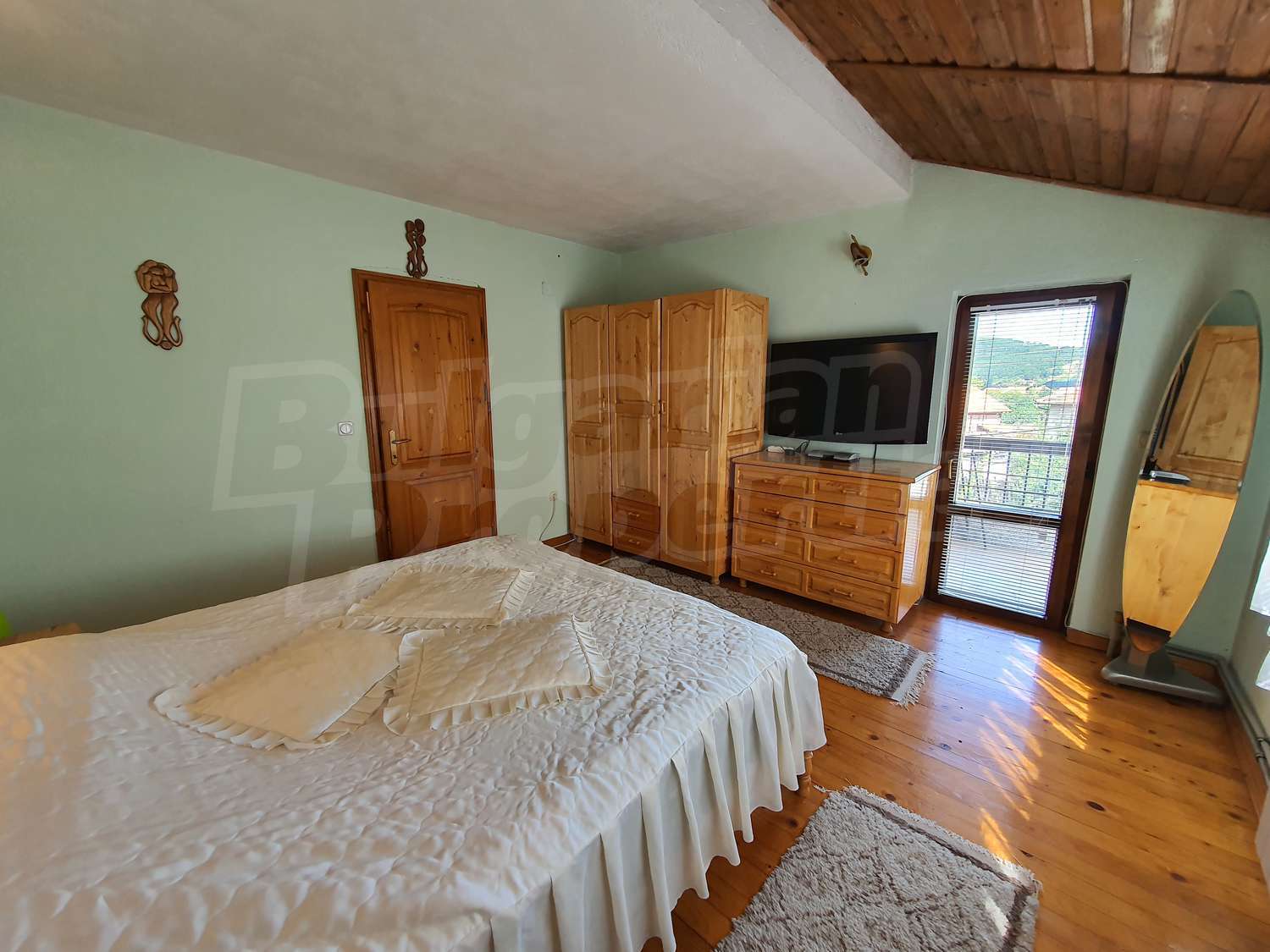 Gallery Picture 34