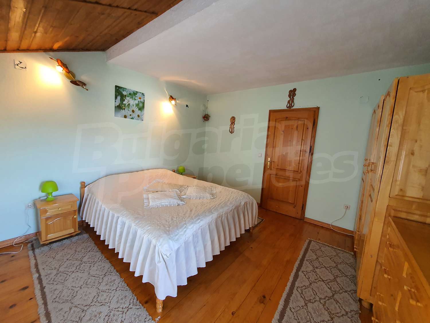 Gallery Picture 35