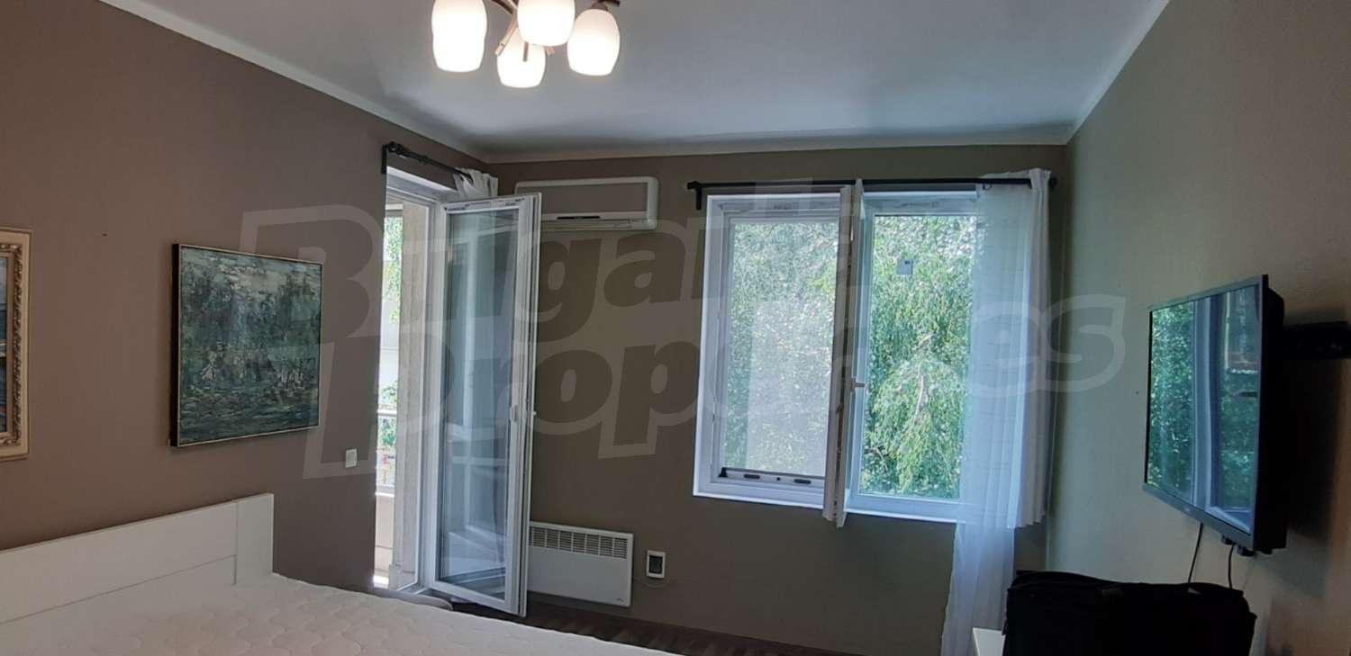 Gallery Picture 11