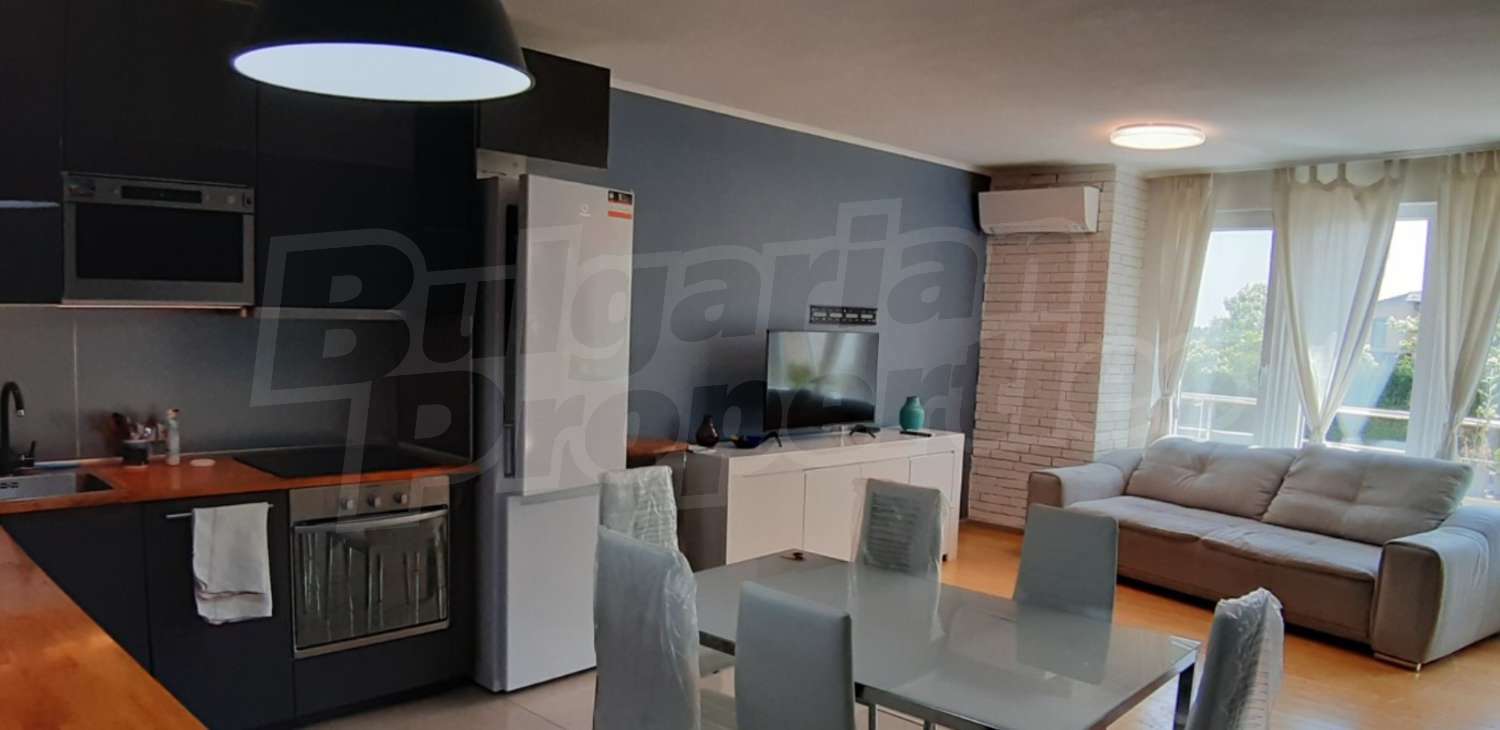 Gallery Picture 6