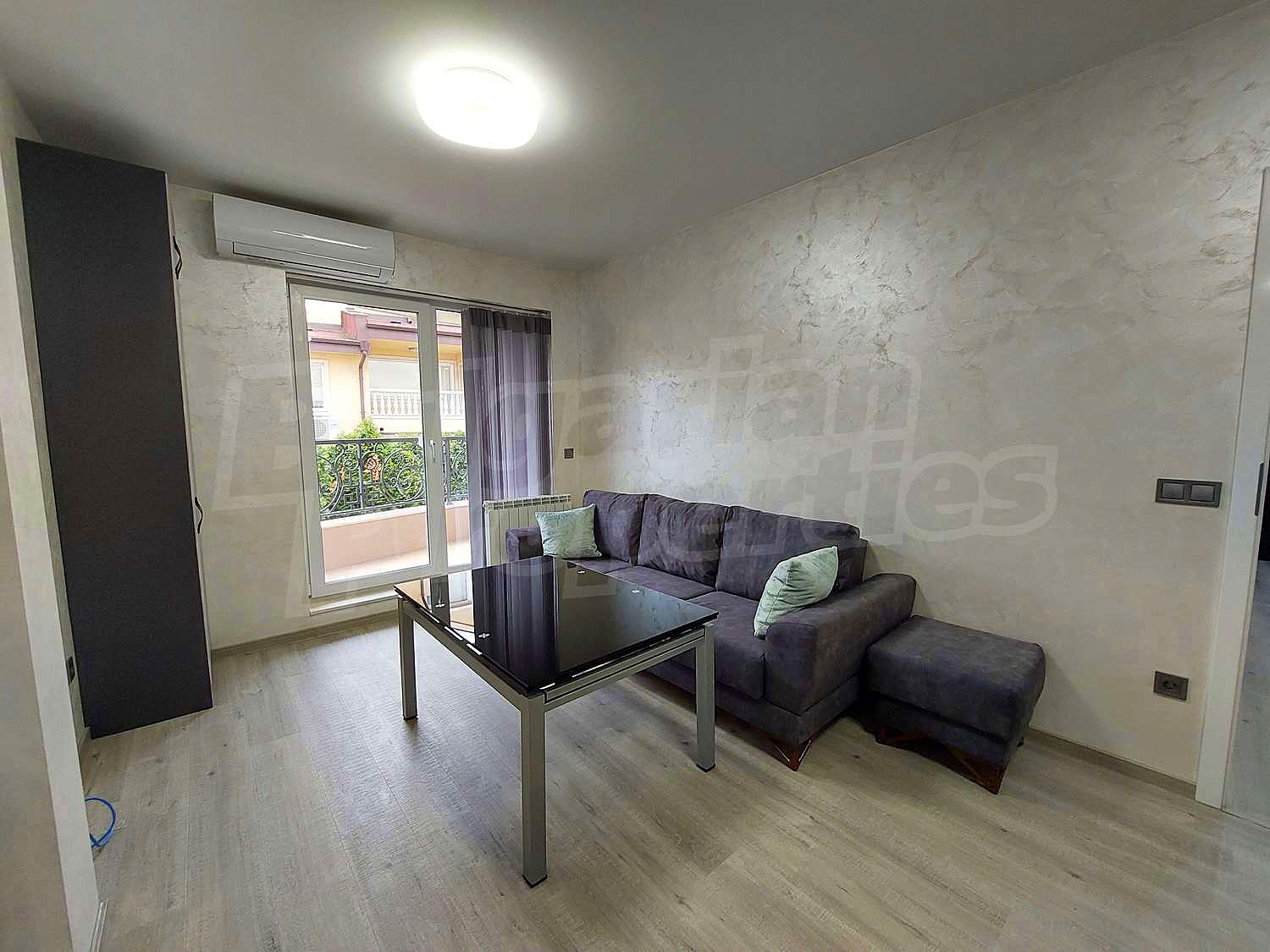 Gallery Picture 2