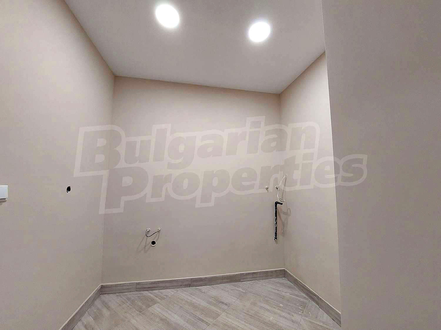 Gallery Picture 10