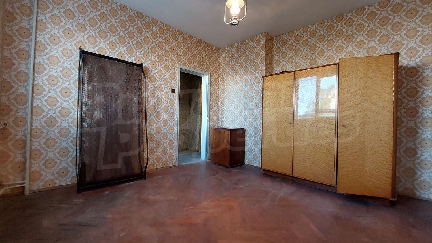 Gallery Picture 6