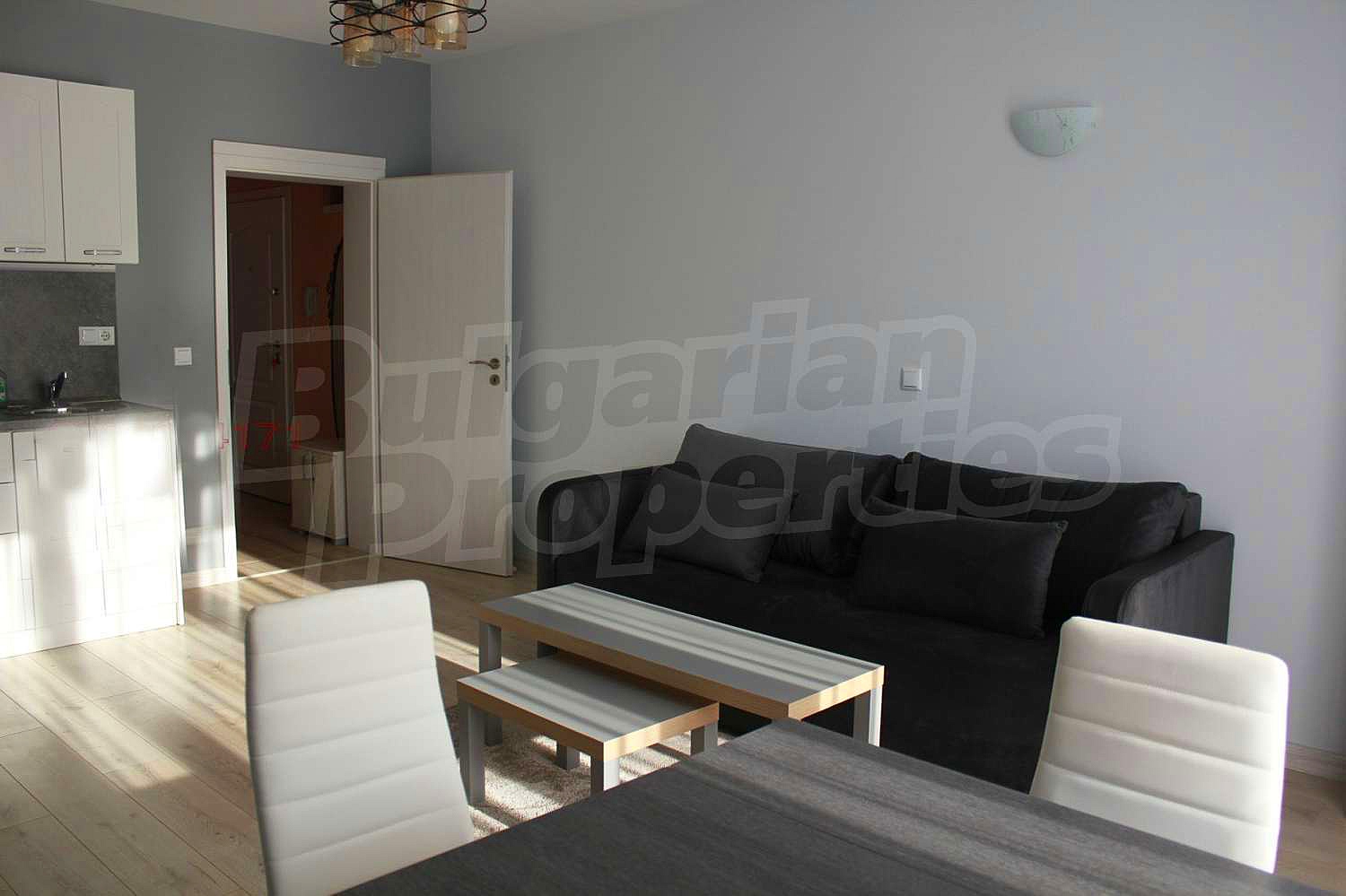 Gallery Picture 3
