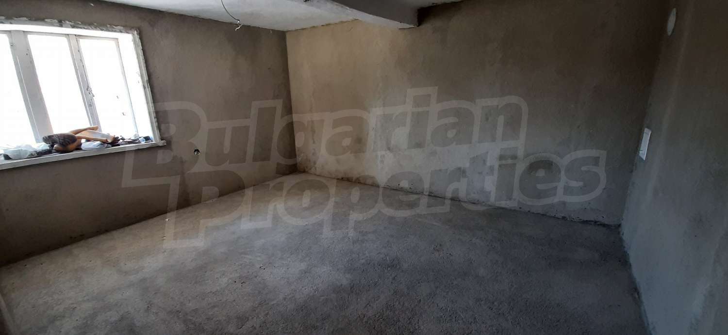 Gallery Picture 12
