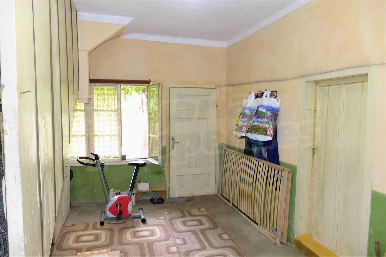 Gallery Picture 19