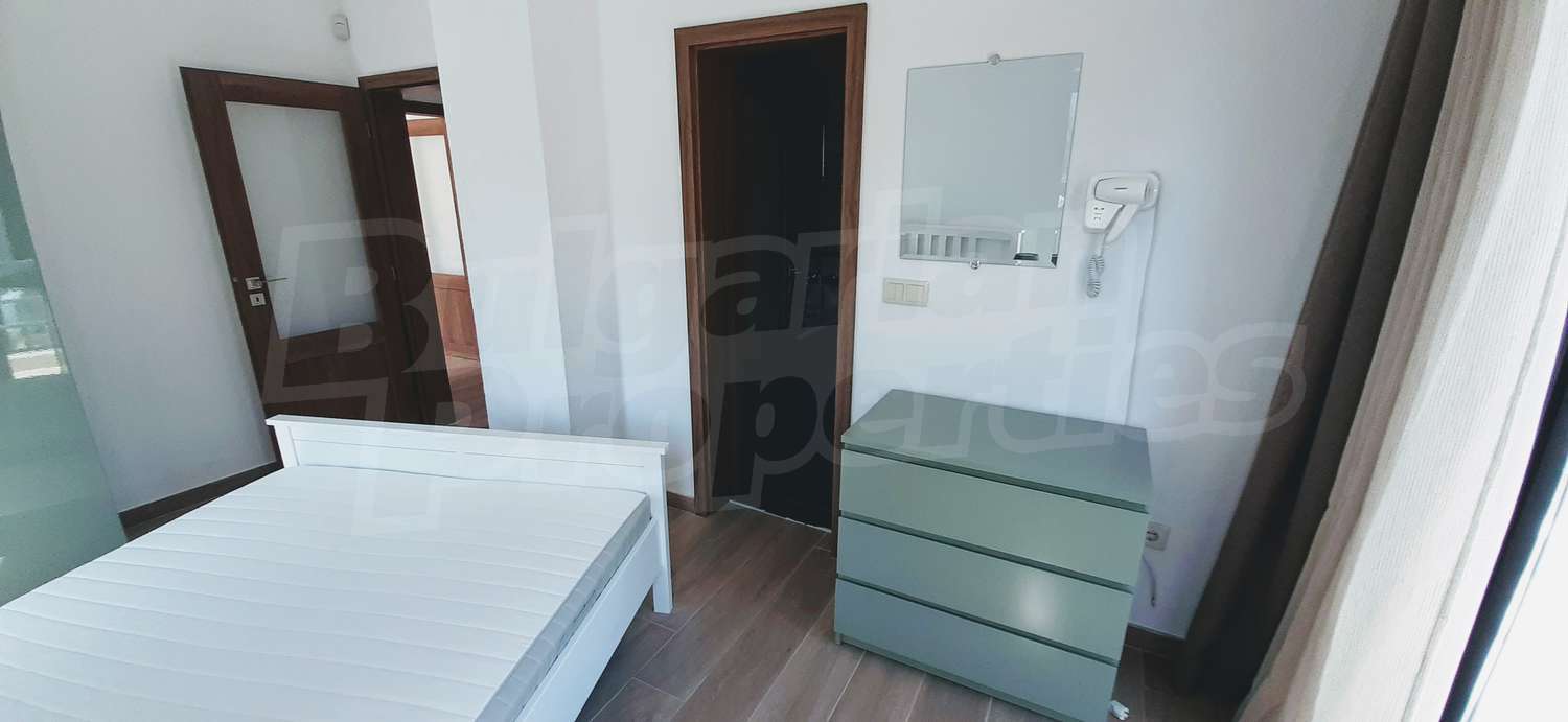 Gallery Picture 15