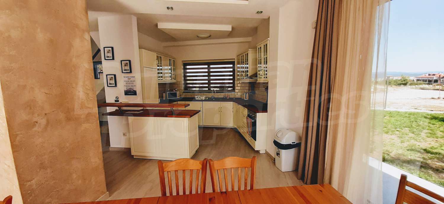 Gallery Picture 7