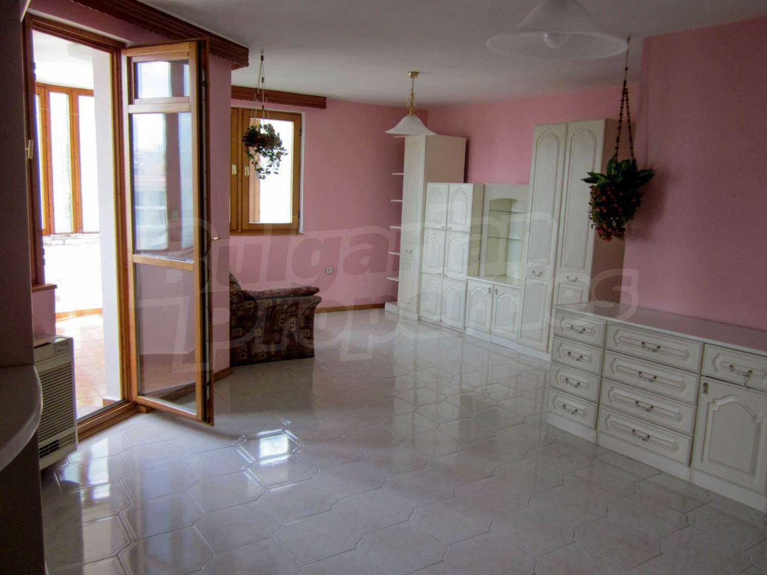 Gallery Picture 11