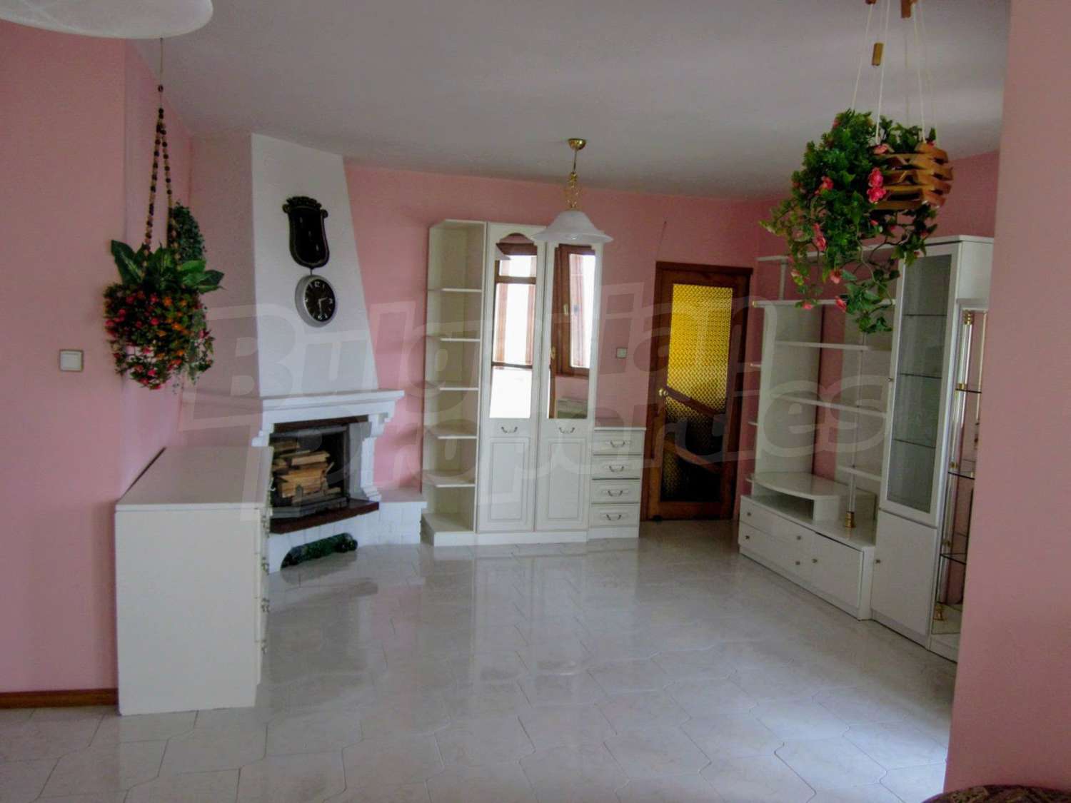Gallery Picture 8