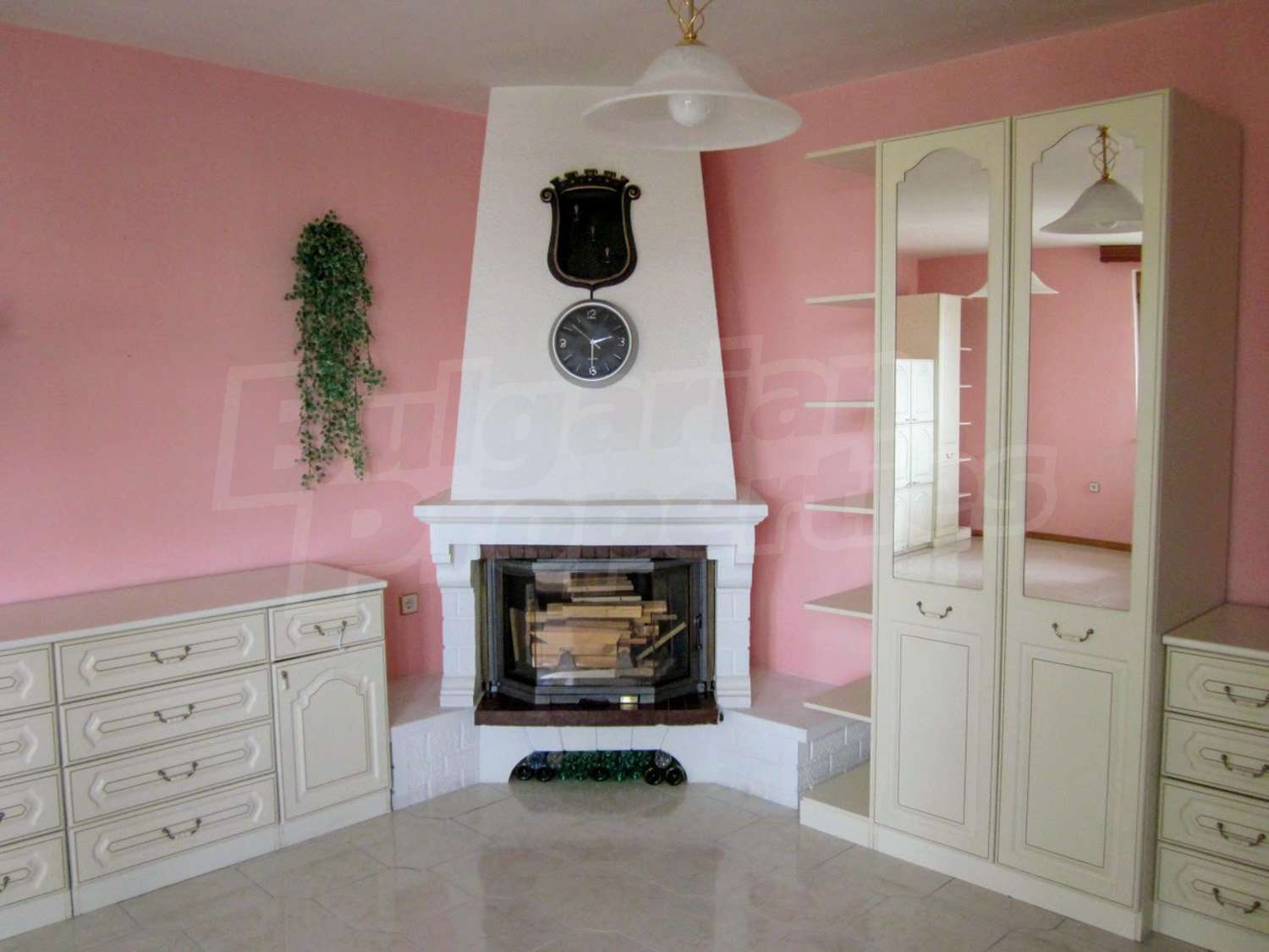 Gallery Picture 9