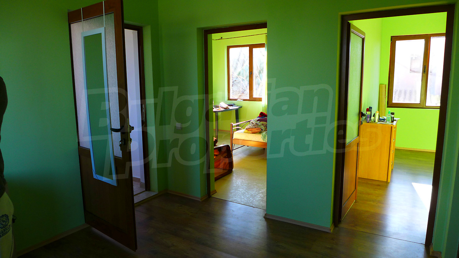 Gallery Picture 26
