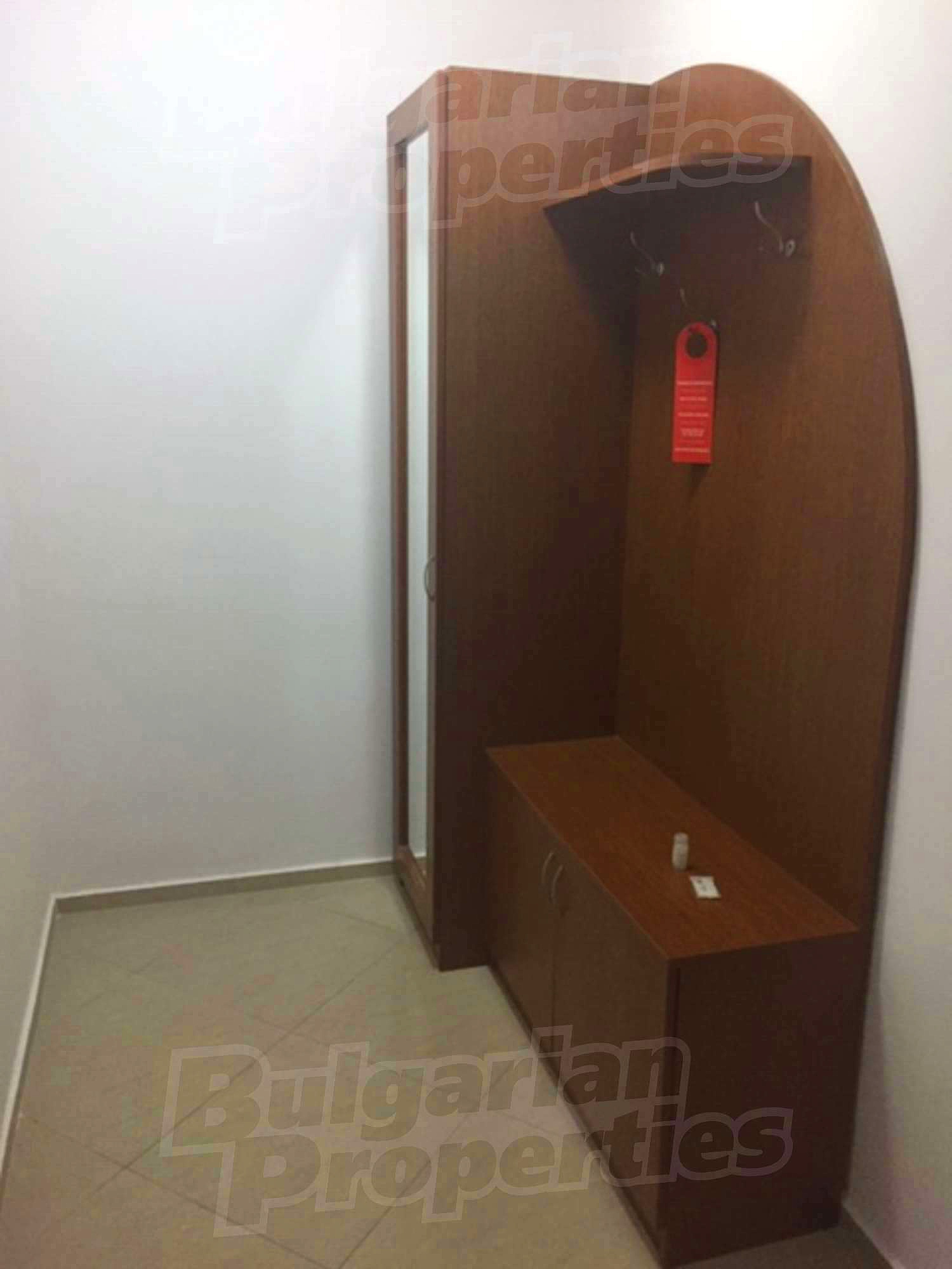 Gallery Picture 9