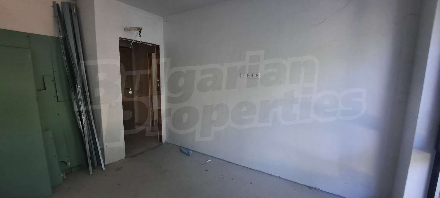 Gallery Picture 13