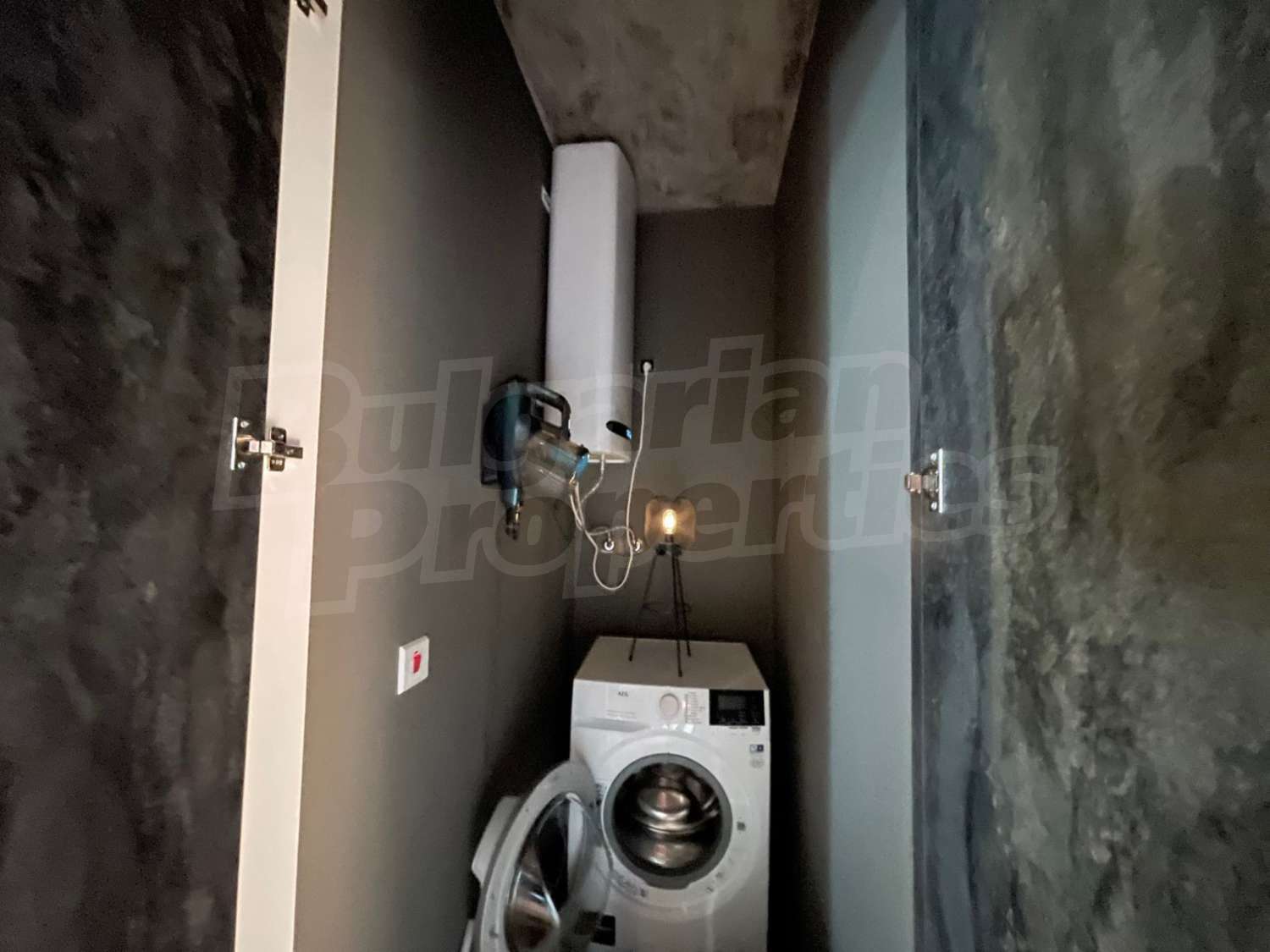 Gallery Picture 19