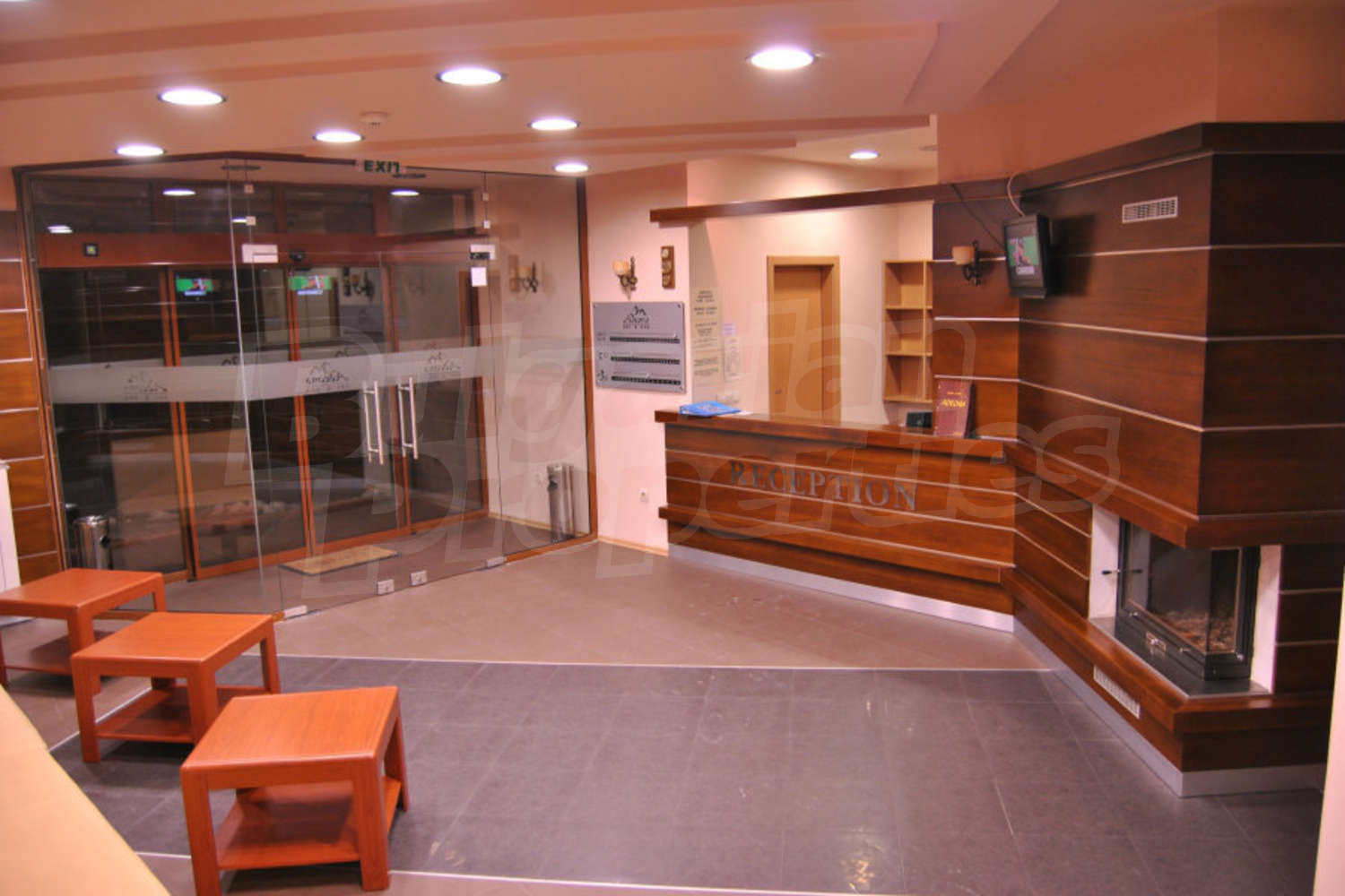 Gallery Picture 19