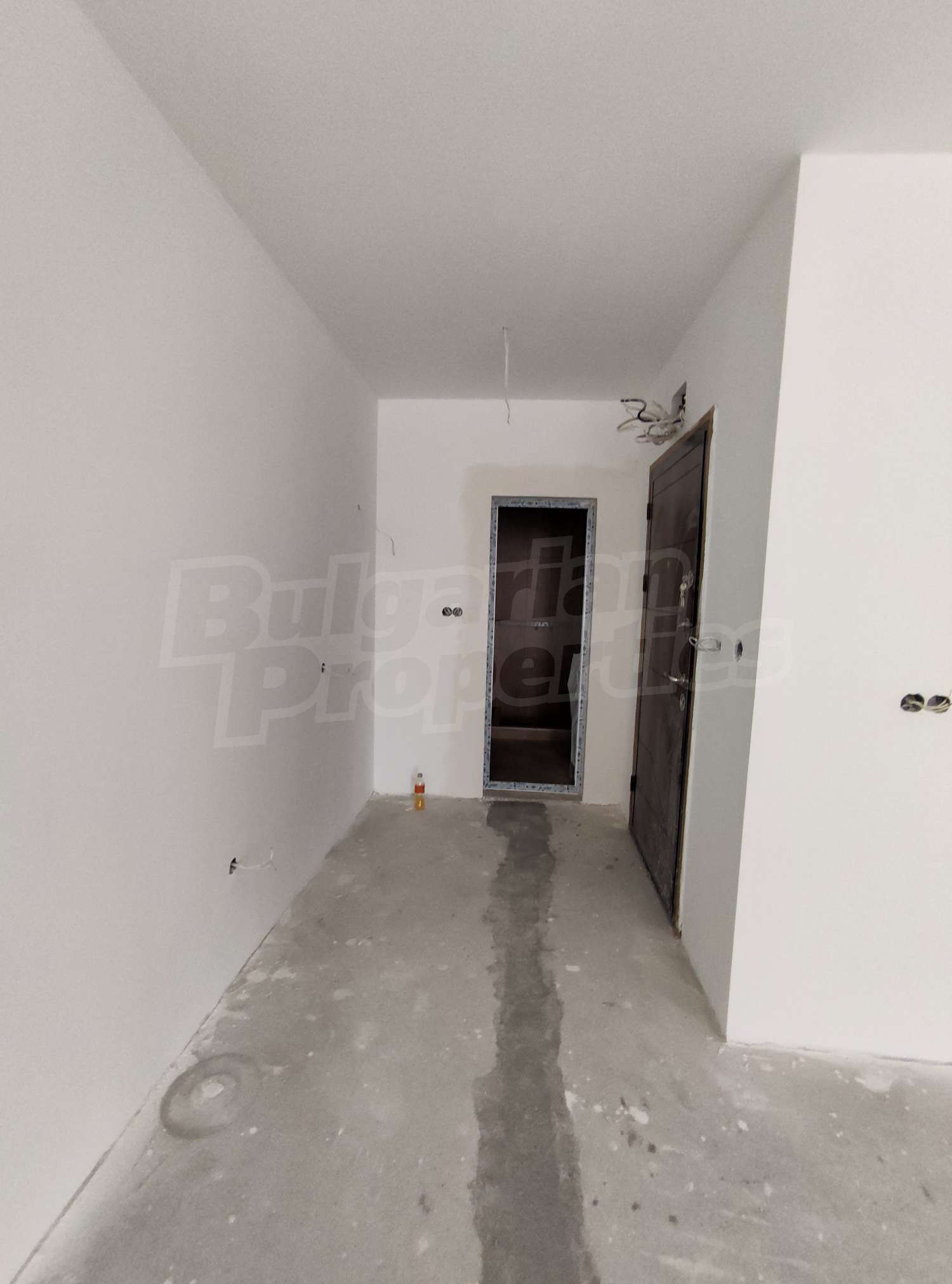 Gallery Picture 10