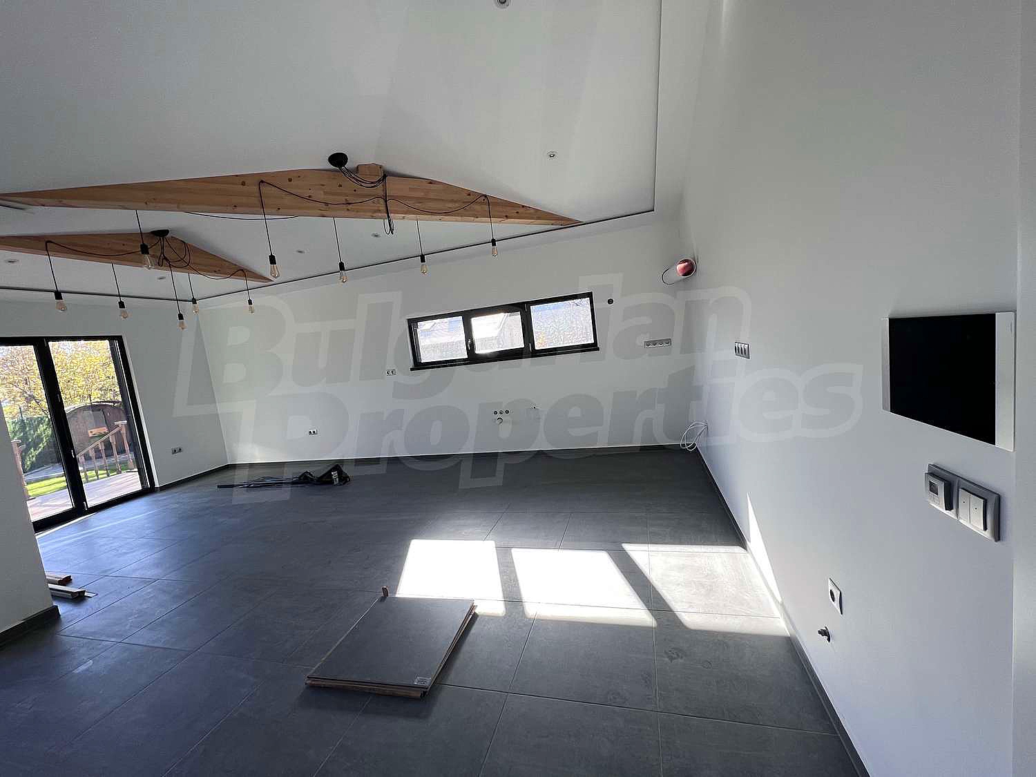 Gallery Picture 7