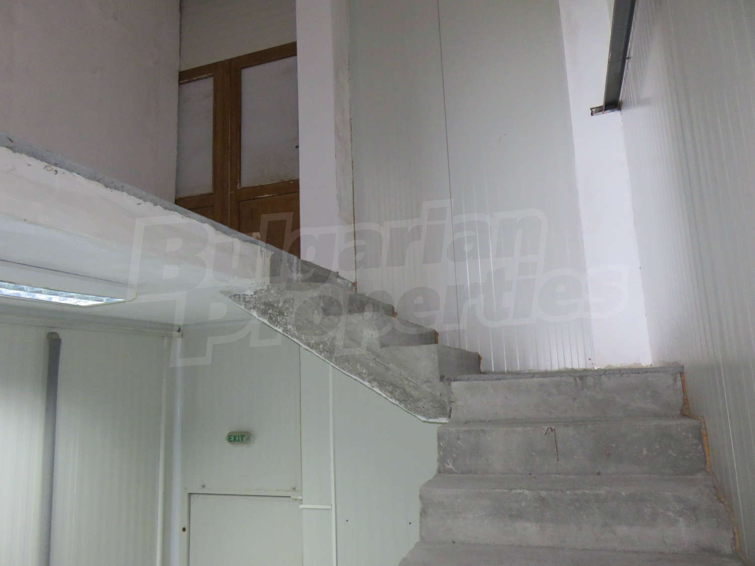 Gallery Picture 23