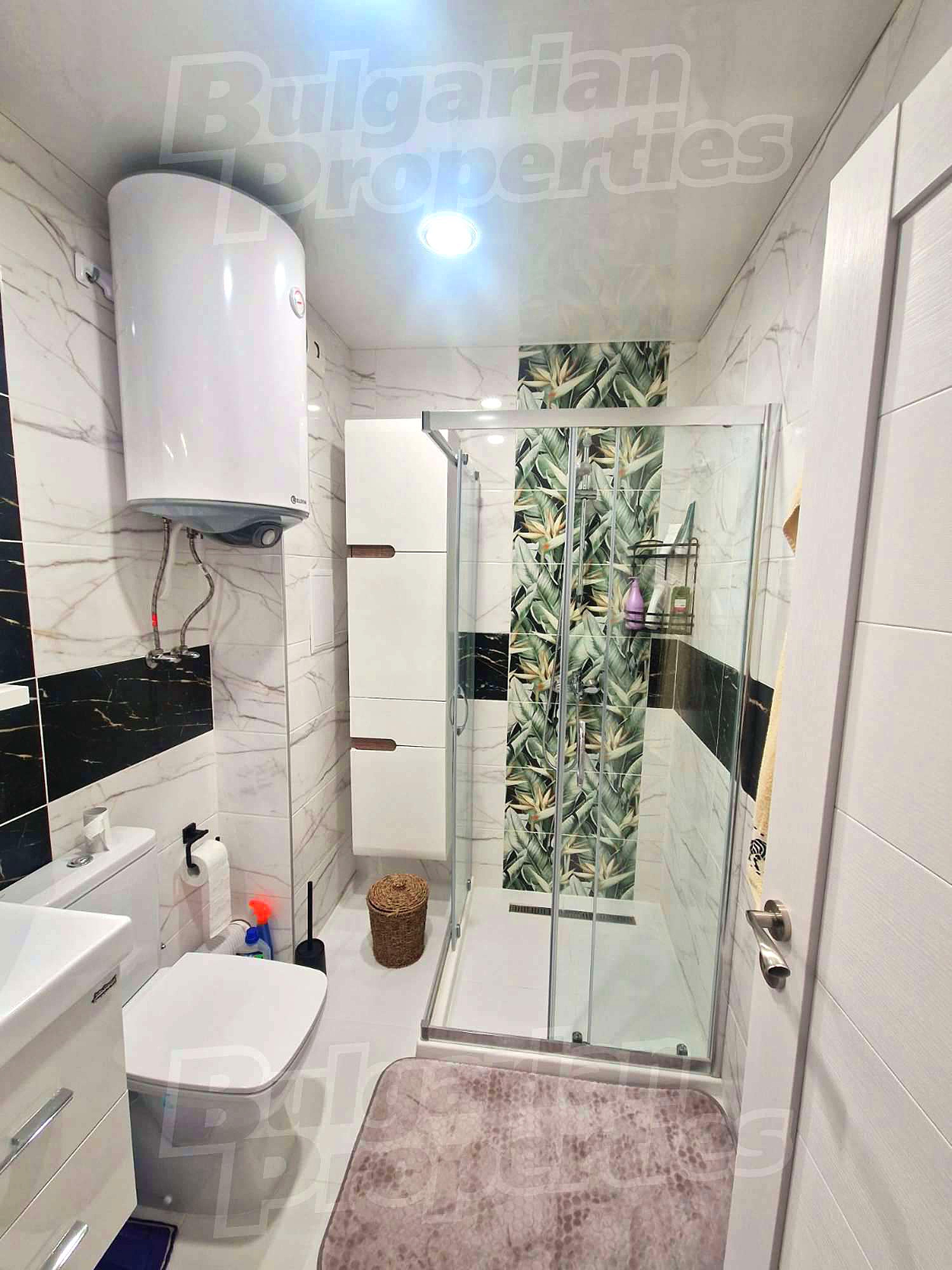 Gallery Picture 5