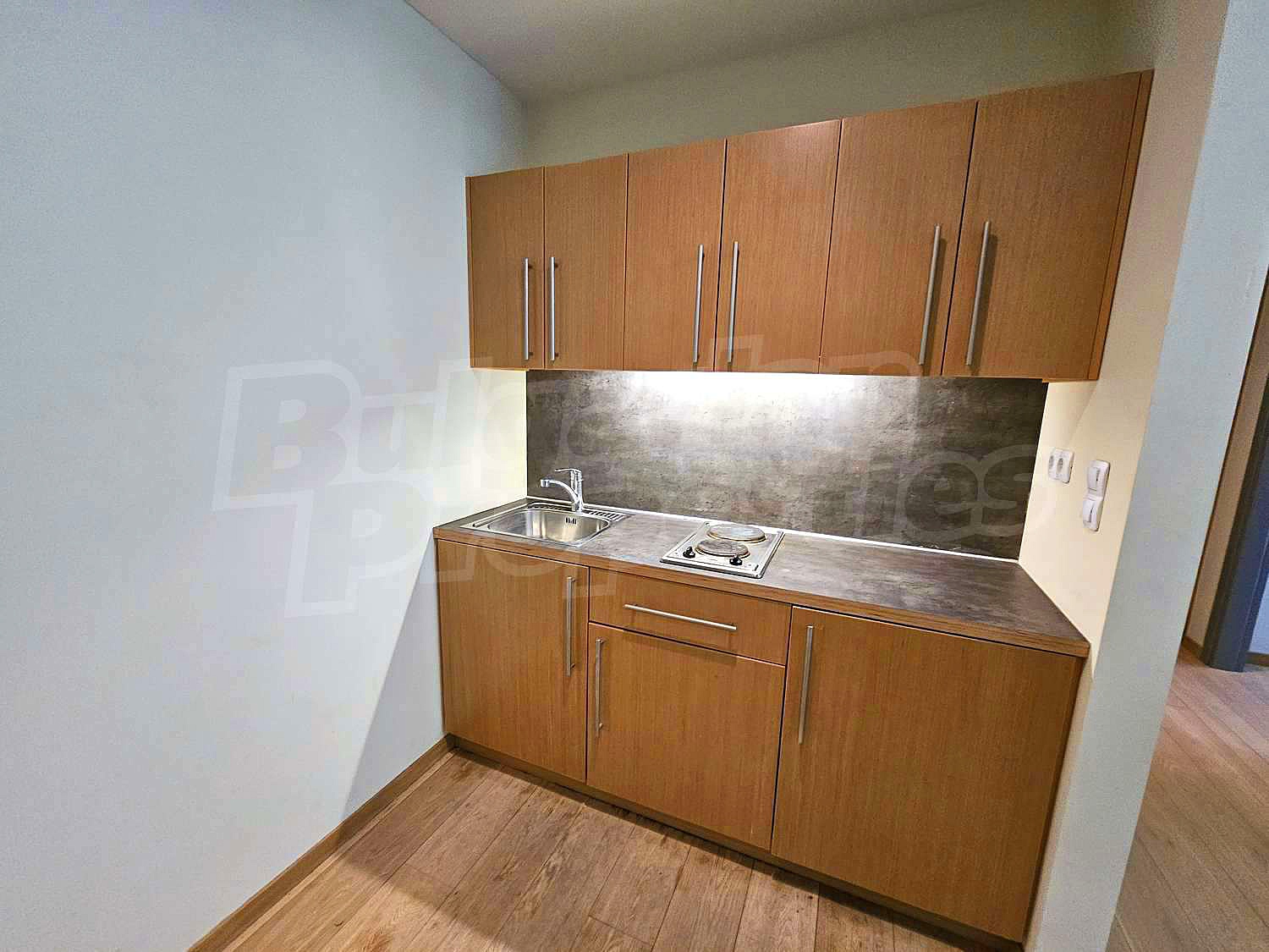 Gallery Picture 4