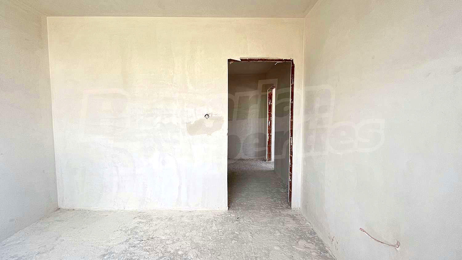 Gallery Picture 12
