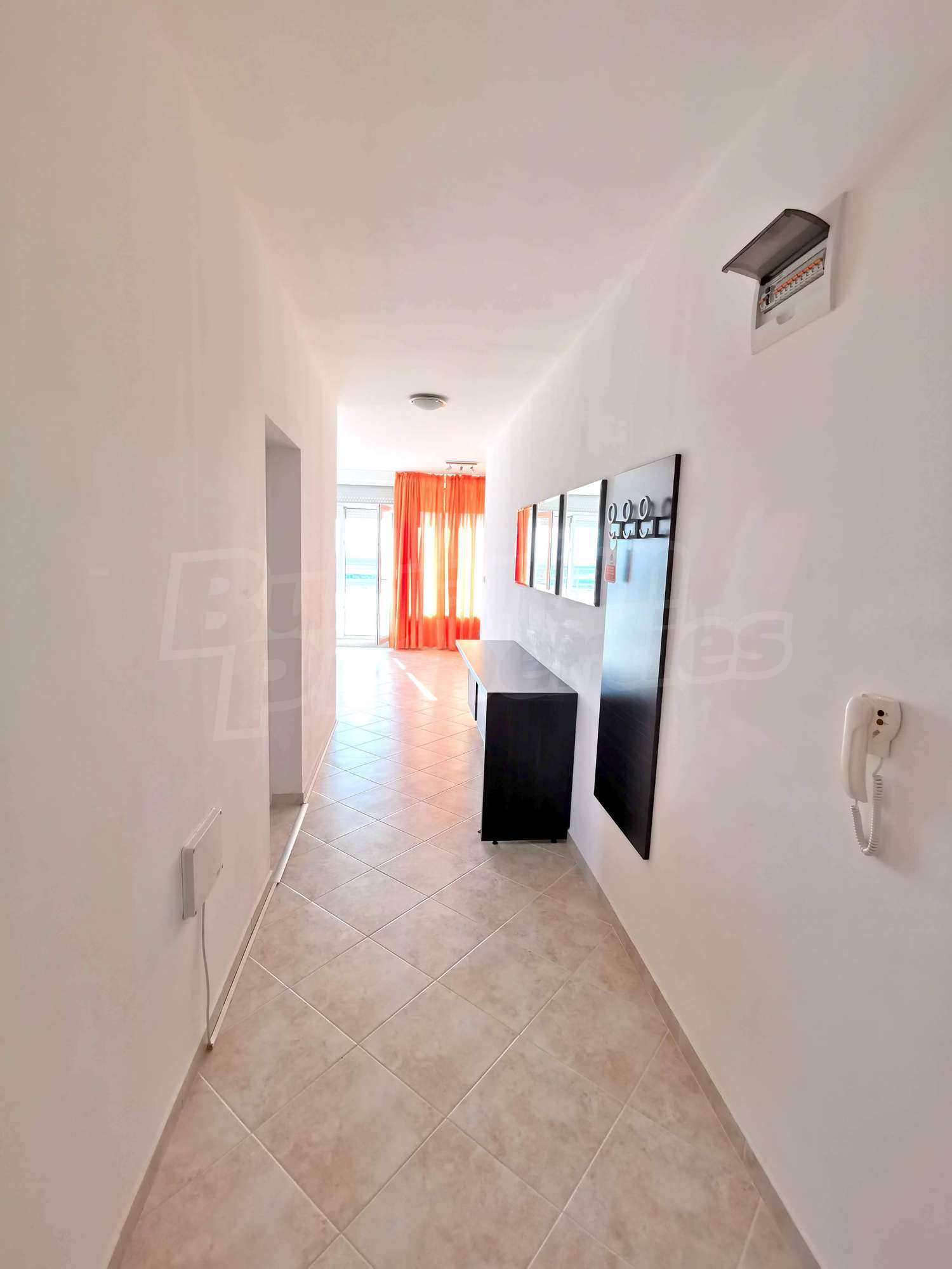 Gallery Picture 32