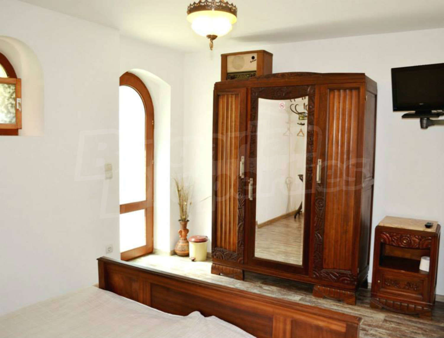 Gallery Picture 19