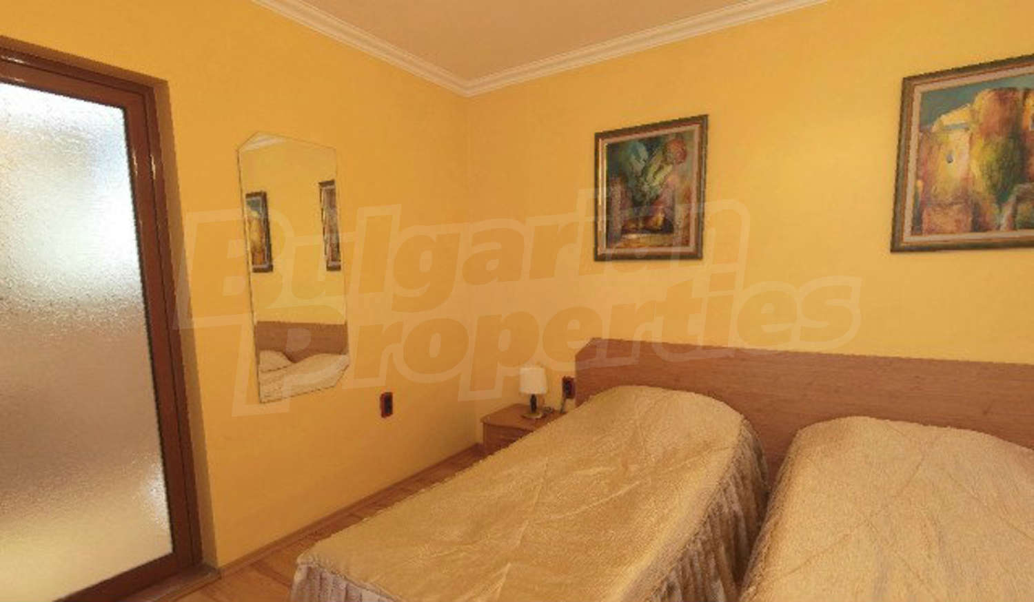 Gallery Picture 12