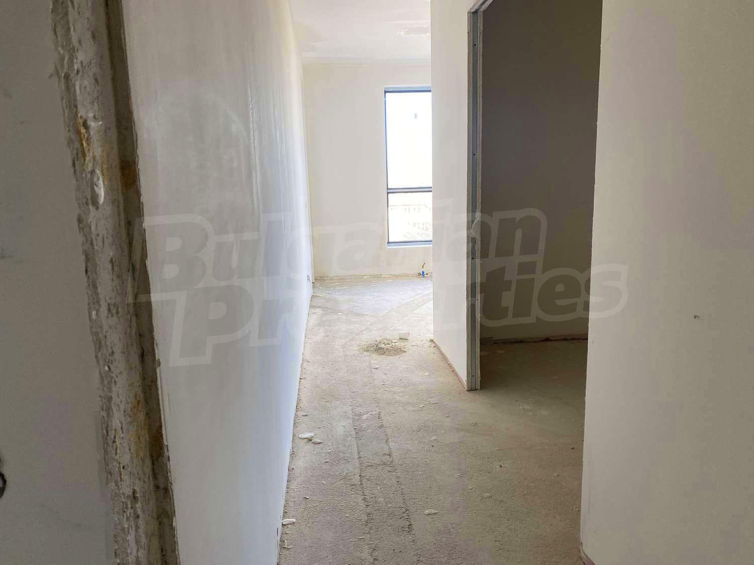 Gallery Picture 12