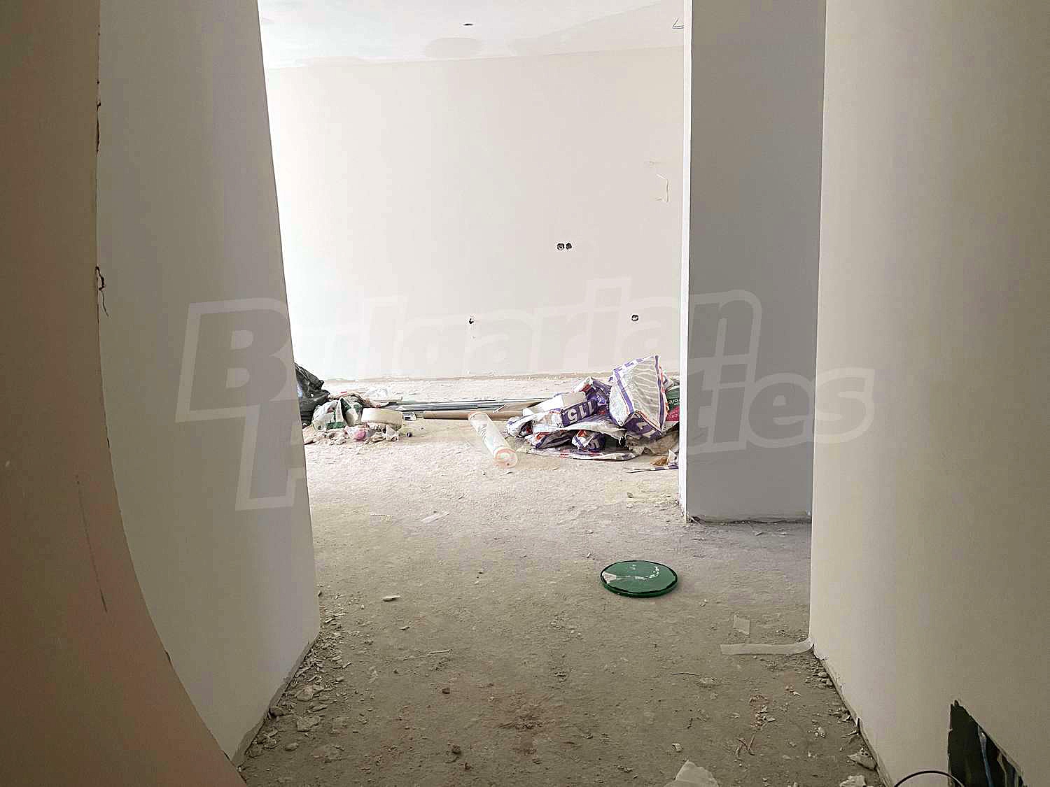 Gallery Picture 9