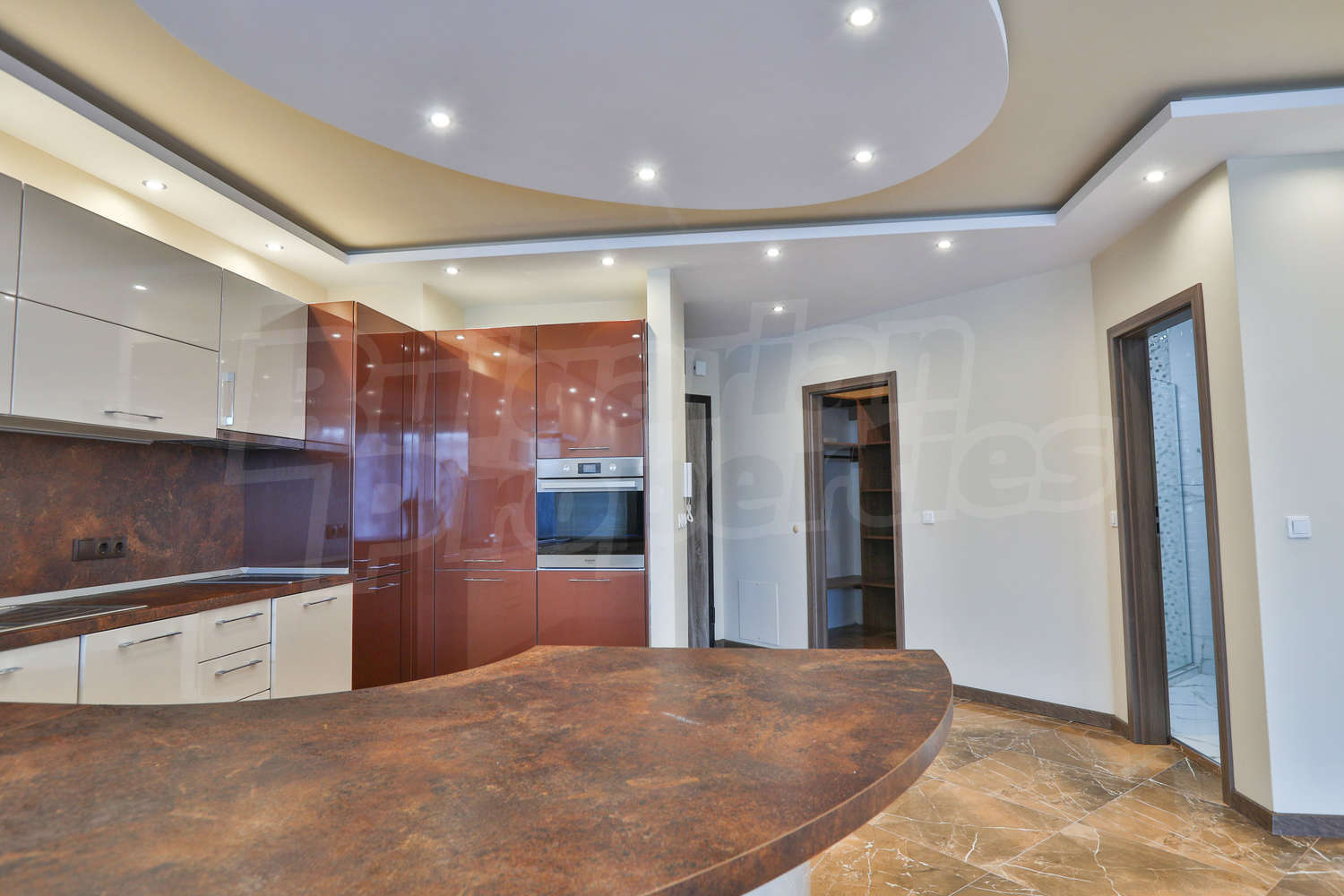 Gallery Picture 10