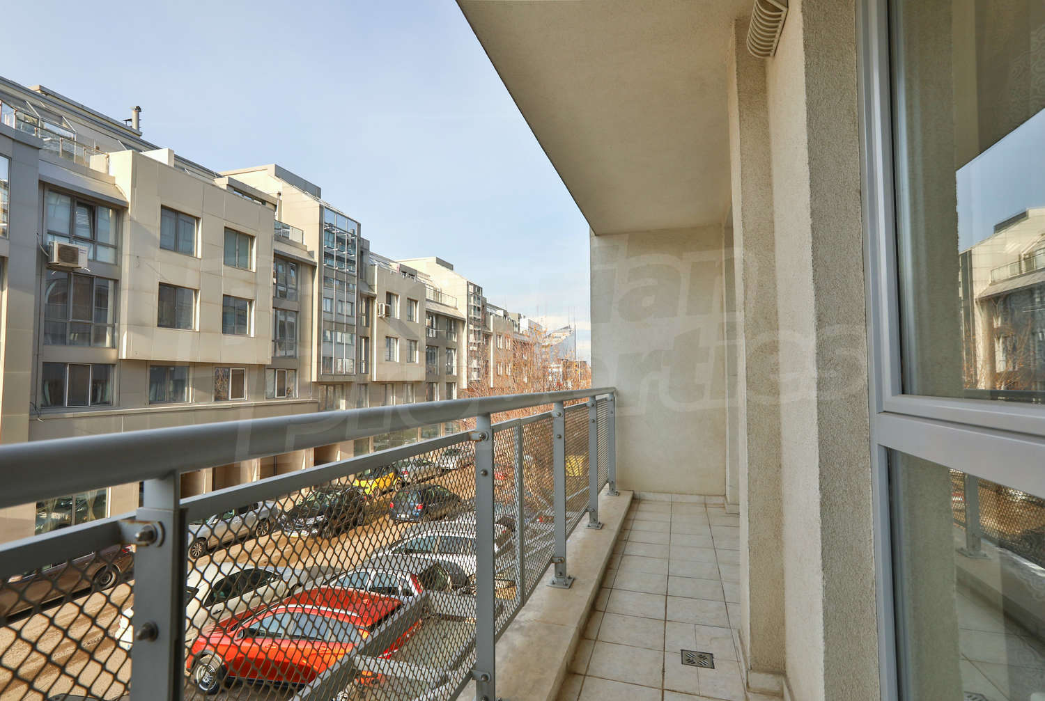 Gallery Picture 15