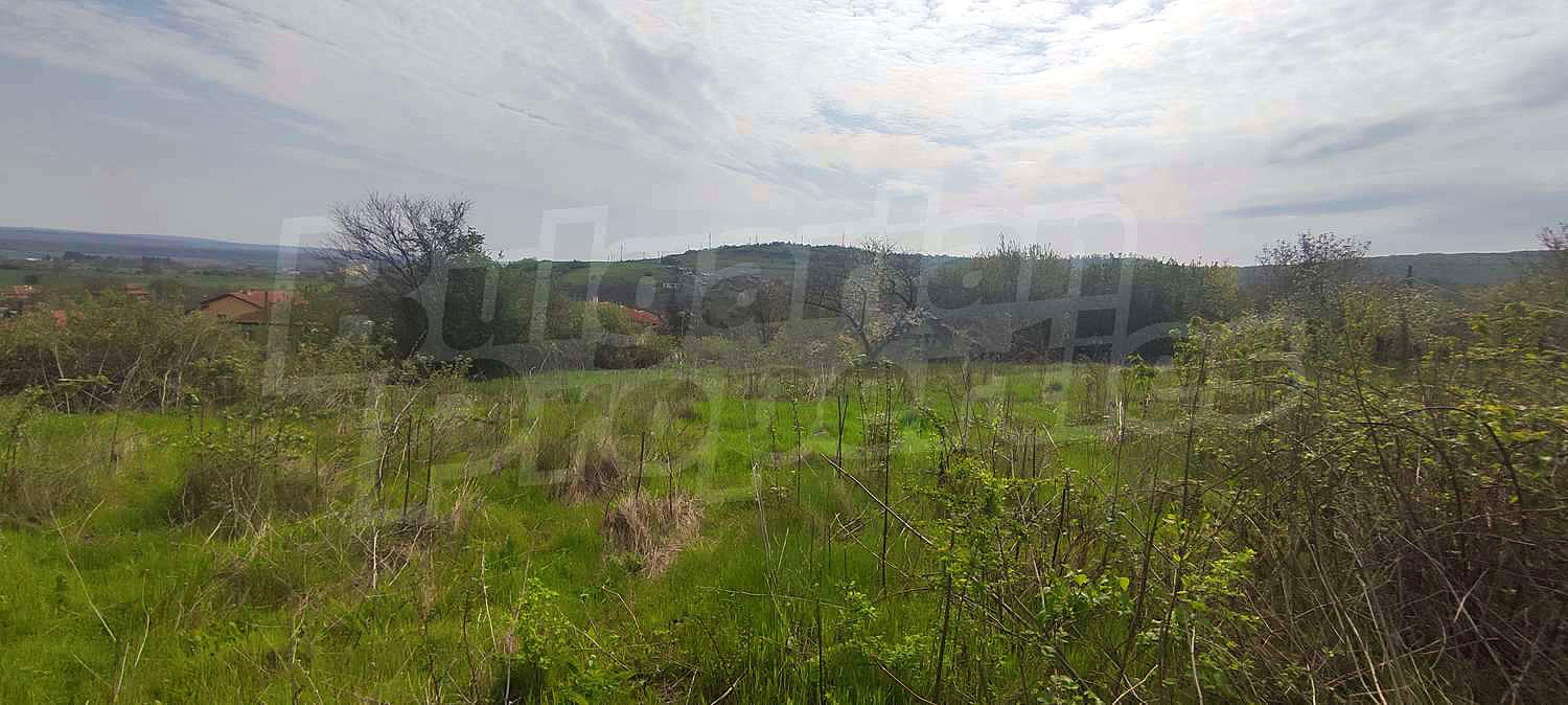 House for sale near Dolni Chiflik, Bulgaria. Panoramic plot with ...