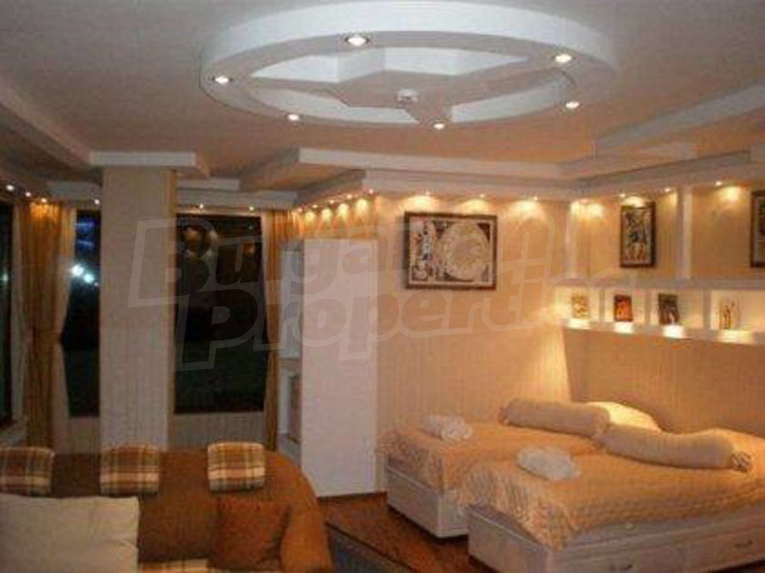 Gallery Picture 19