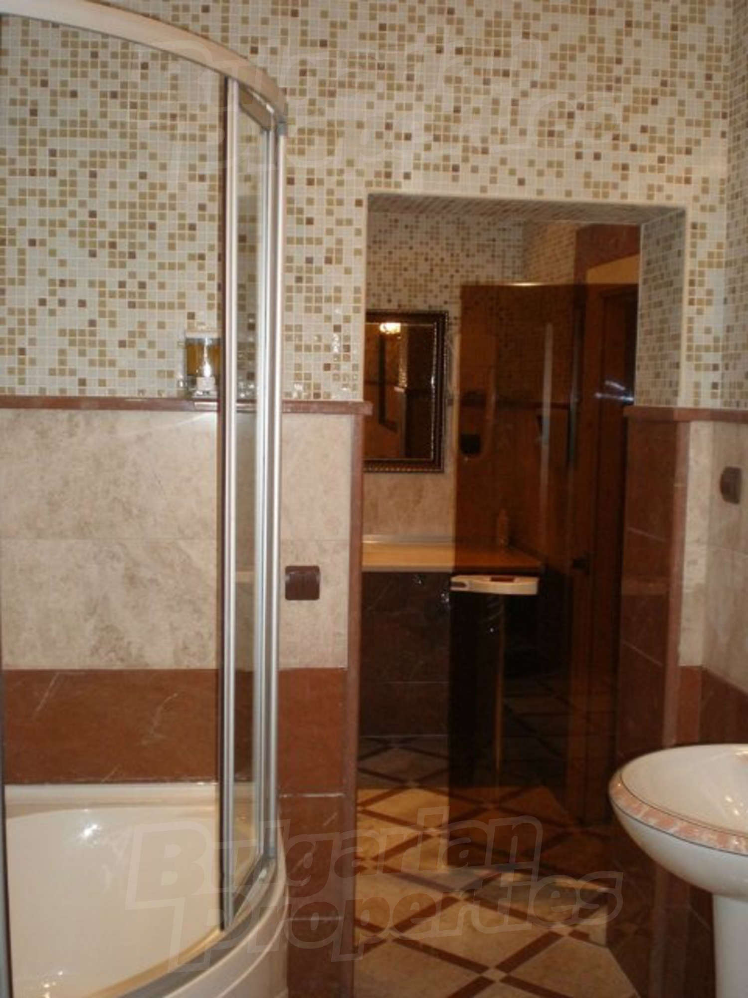 Gallery Picture 8