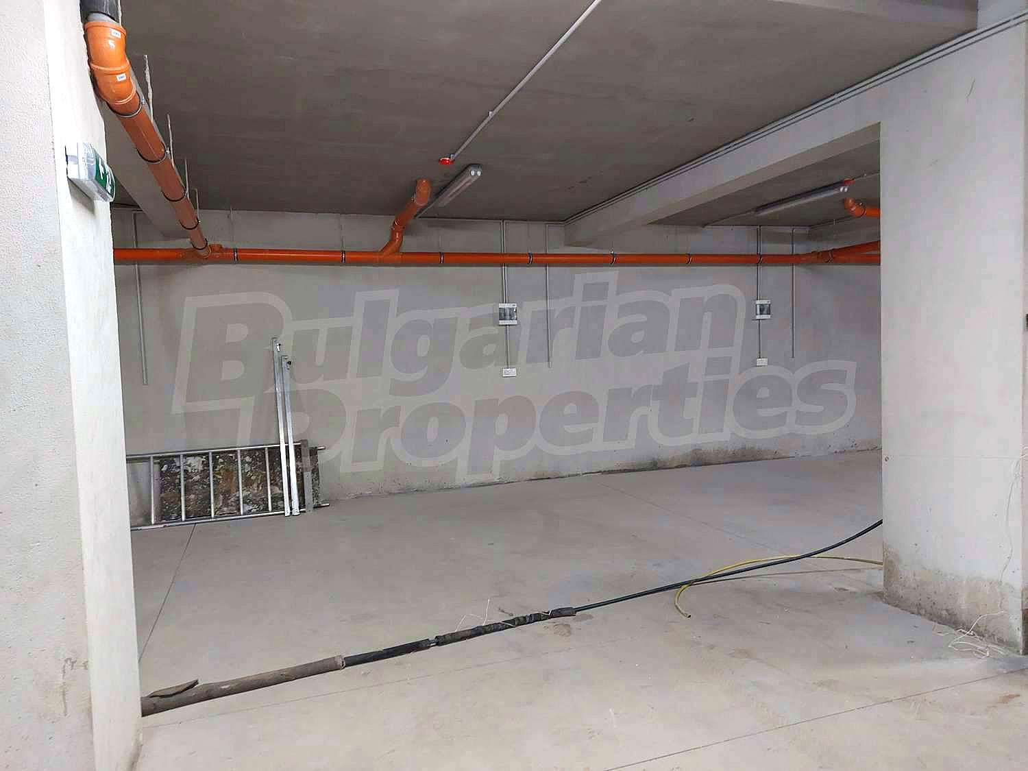 Gallery Picture 34