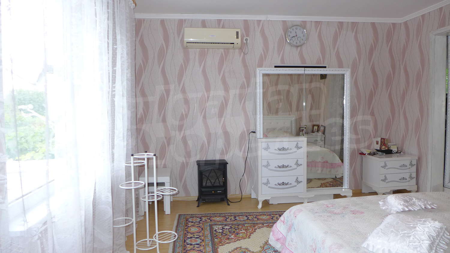 Gallery Picture 25