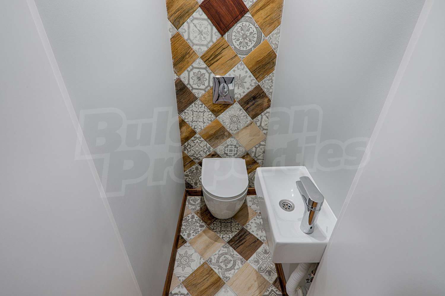 Gallery Picture 8