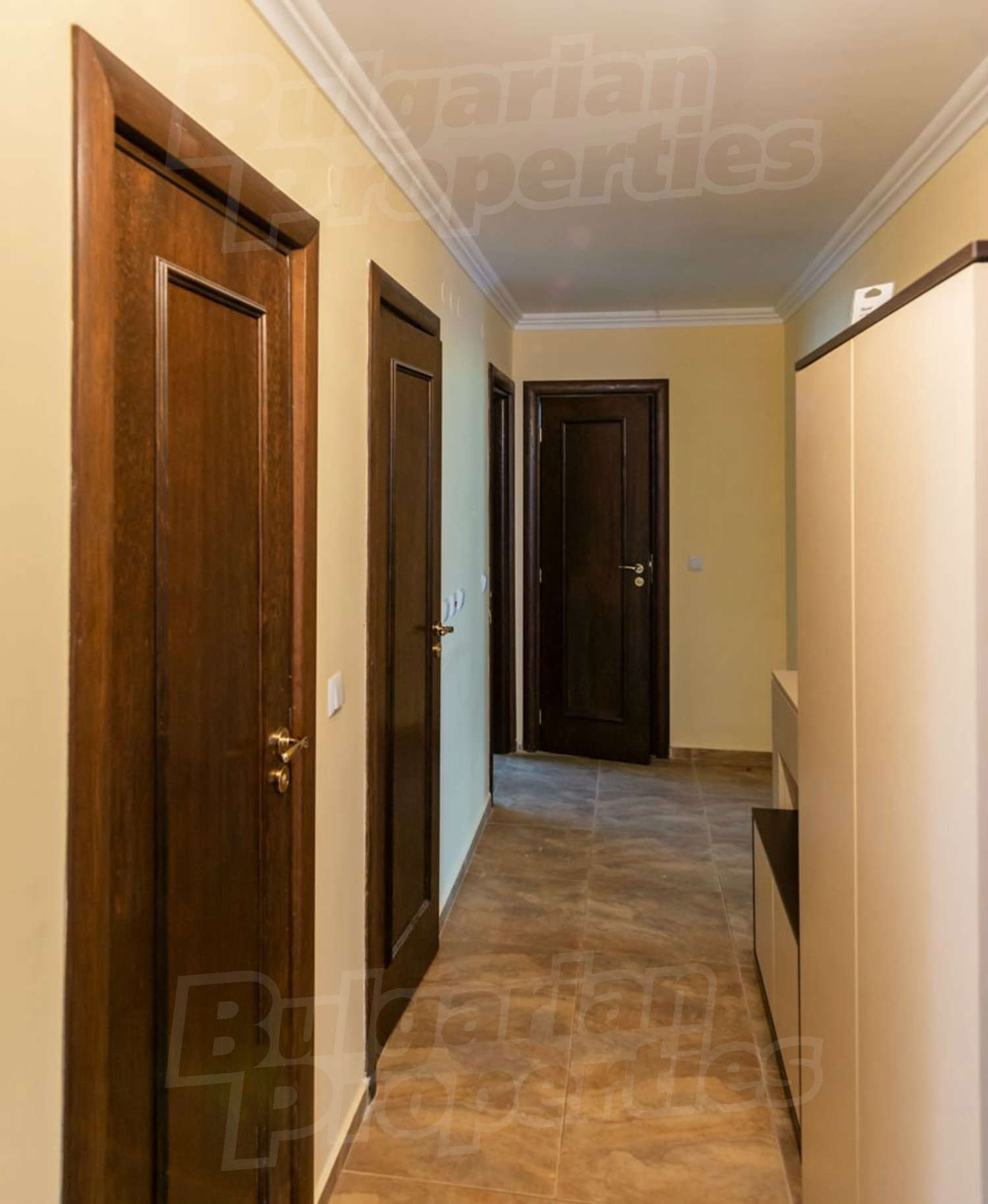 Gallery Picture 14